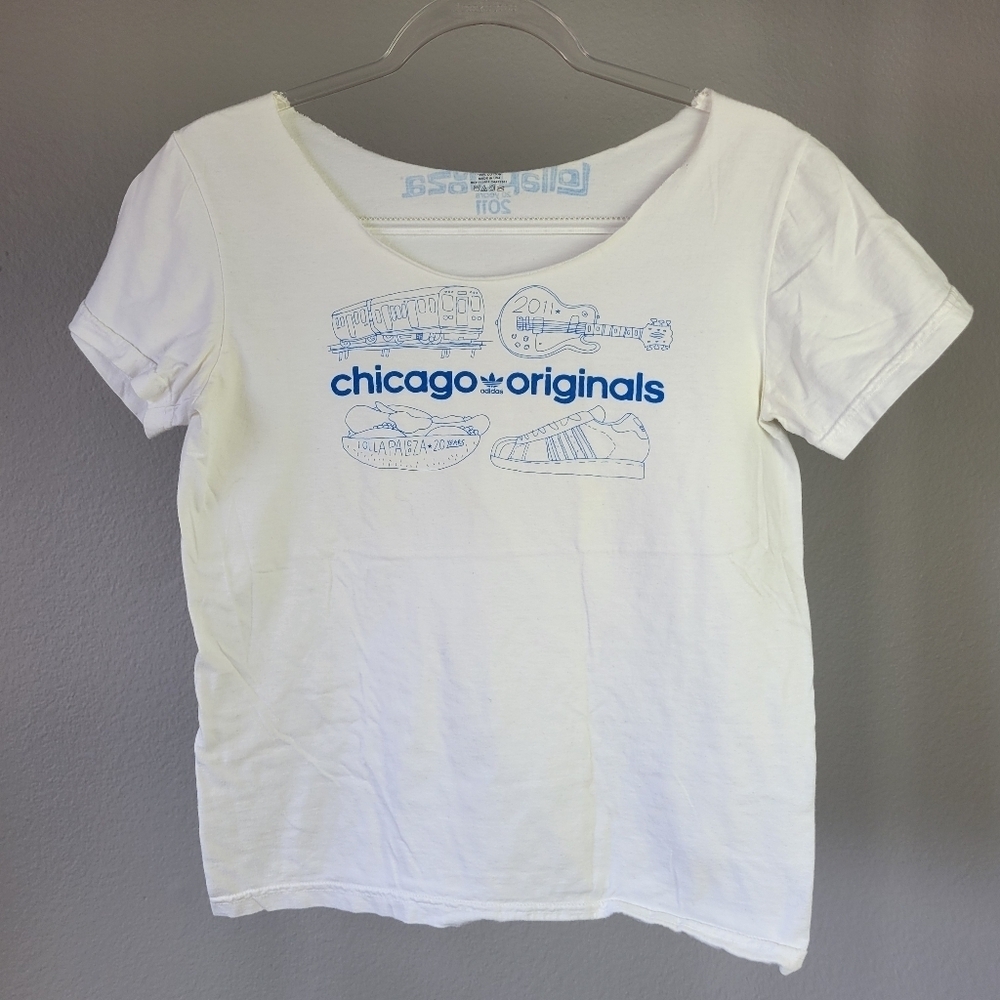 LOLLAPALOOZA // music festival concert tee tshirt 2011 Chicago originals adidas